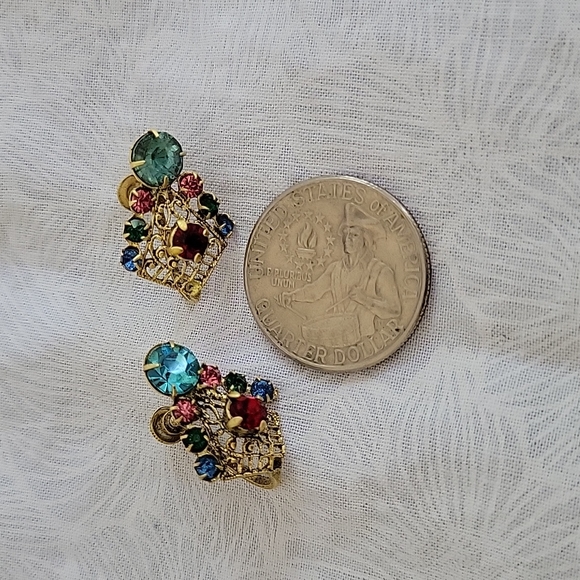 Vintage Multistone Screwback Earrings - Picture 5 of 5